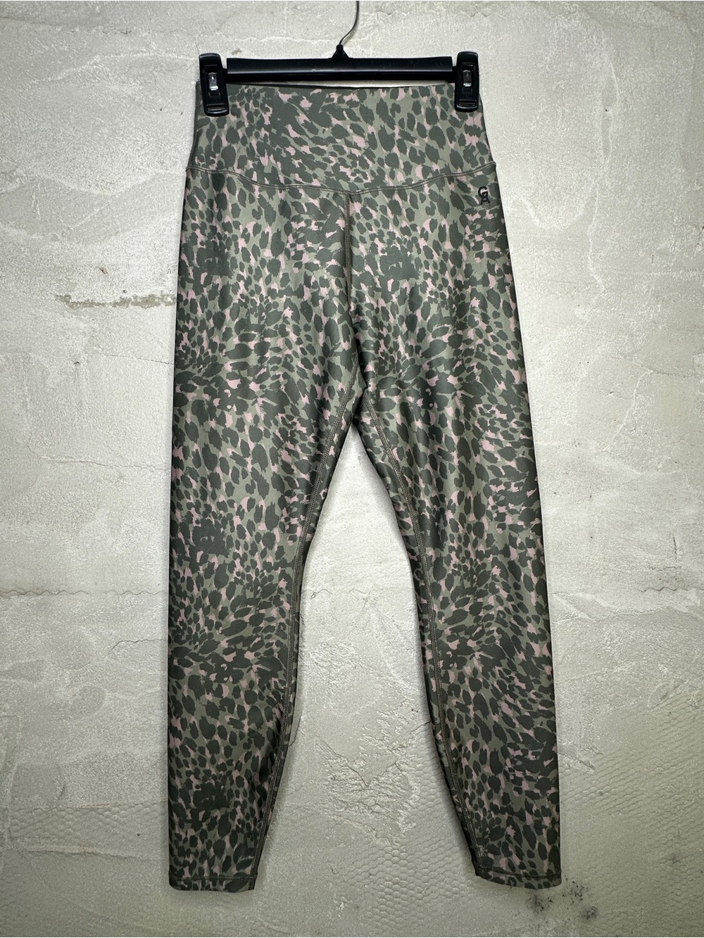 Good American Leopard Print High Rise Leggings Size 1